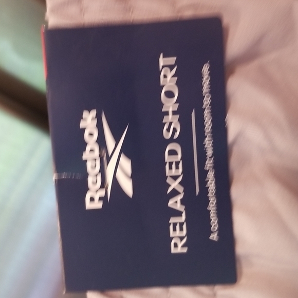 💕REEBOK💕 Game Time Shorts Built-In Brief Large L NWT - Picture 8 of 9